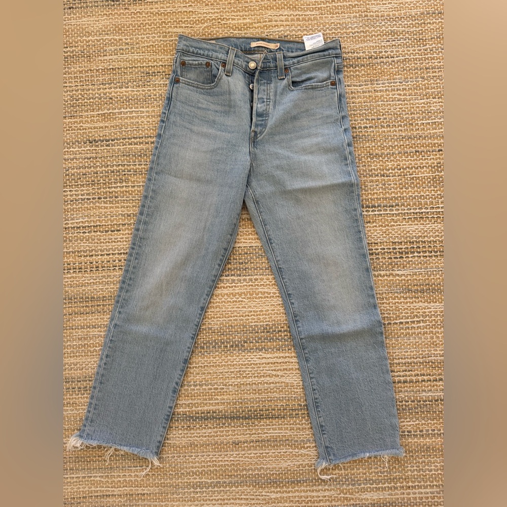 Levi’s women’s wedgie straight jeans